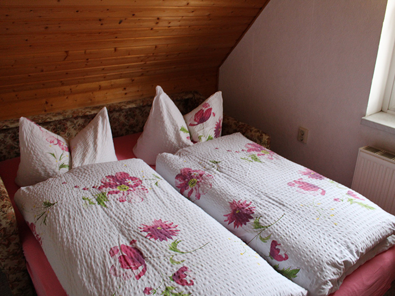 Ferienhaus Putlitz - der kleine Schlafraum im Obergeschoss Ferienhaus Putlitz - der kleine Schlafraum im Obergeschoss